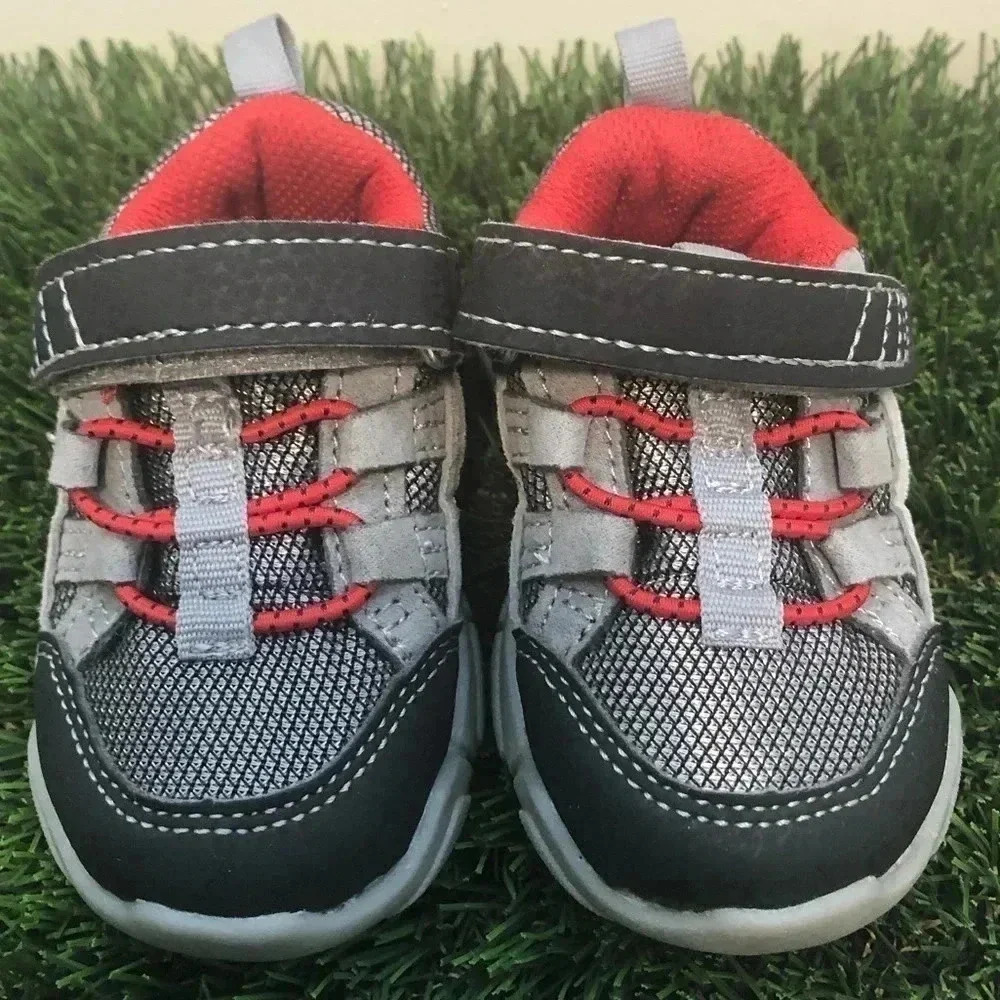 Surprize Made By STRIDE RITE - Picture 2 of 12